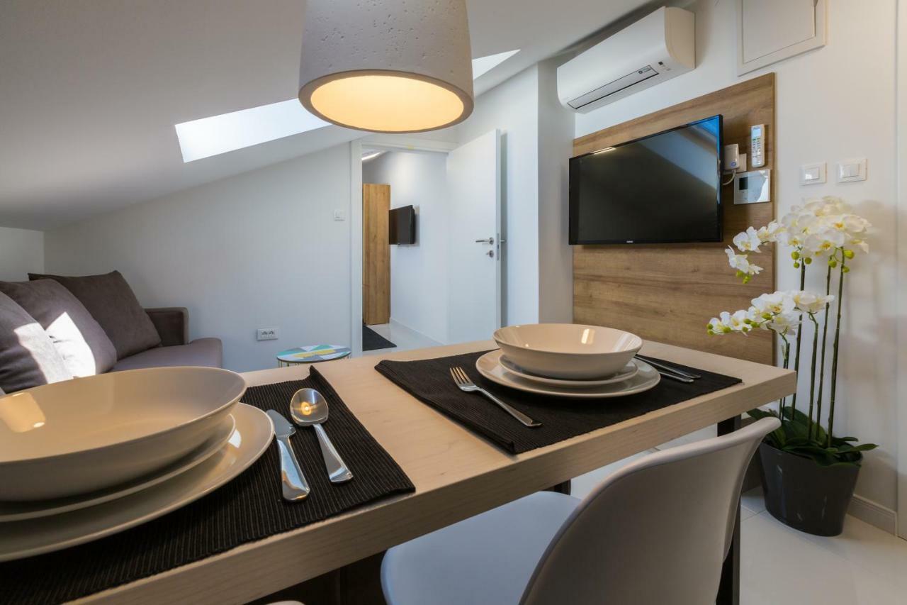 Boutique Apartments "7 Angels" Crikvenica Buitenkant foto