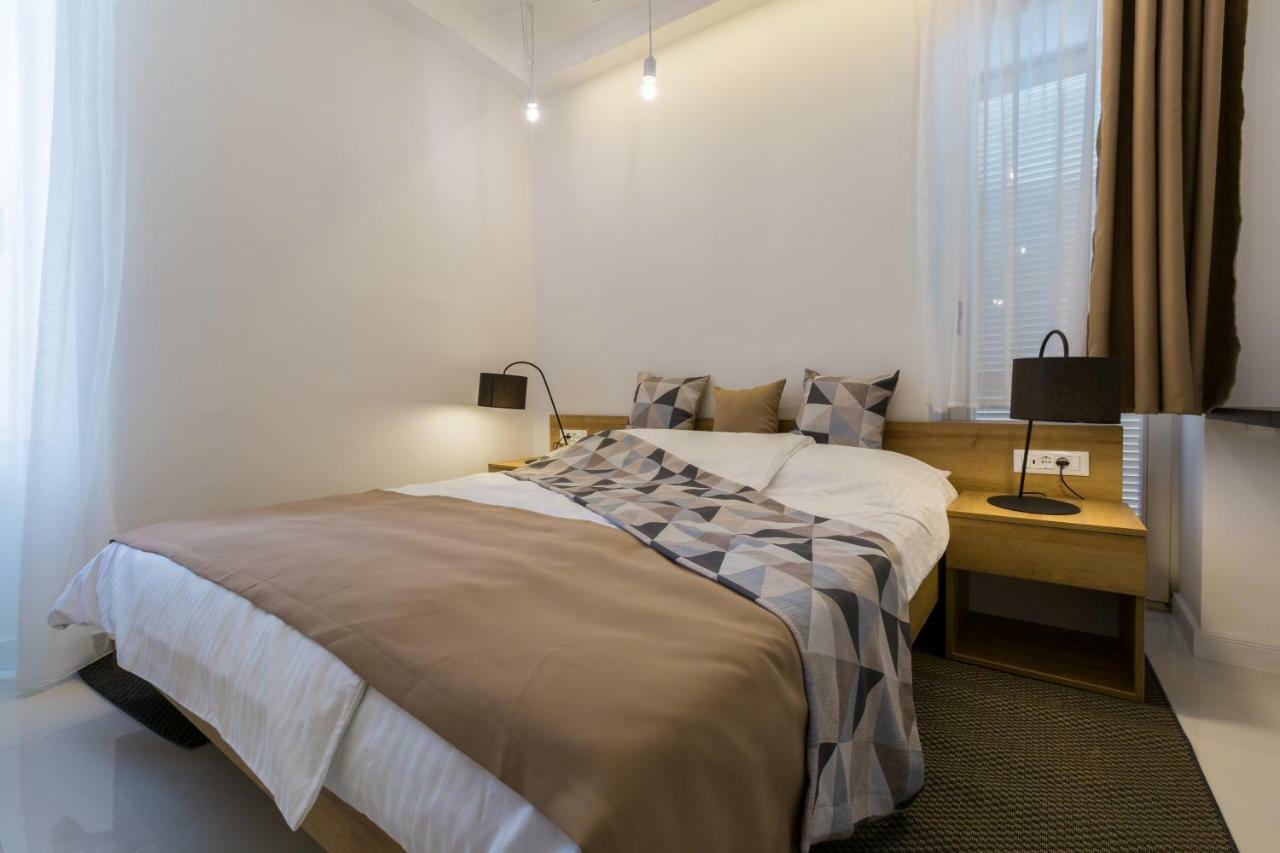 Boutique Apartments "7 Angels" Crikvenica Buitenkant foto